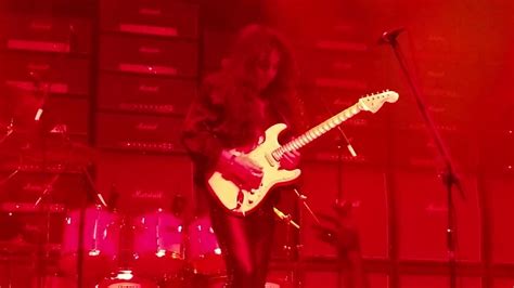 Yngwie Malmsteen Guitar Solo .